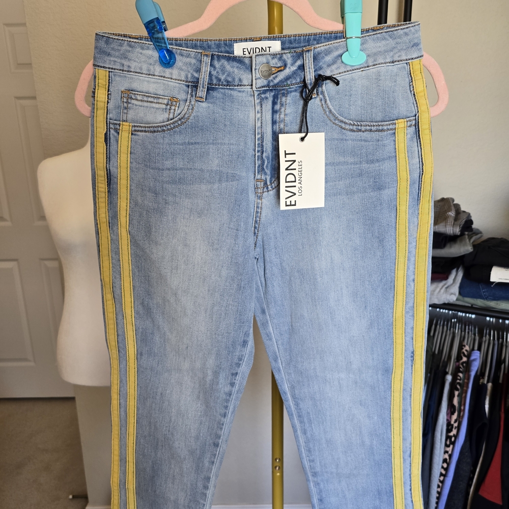EVIDNT NWT 27 Women's Light Blue Skinny Jeans with Yellow Stripes